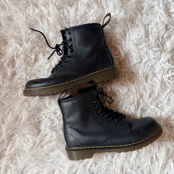 Junior 1460 doc martens black kids size 3 women’s size 5 - Picture 5 of 6